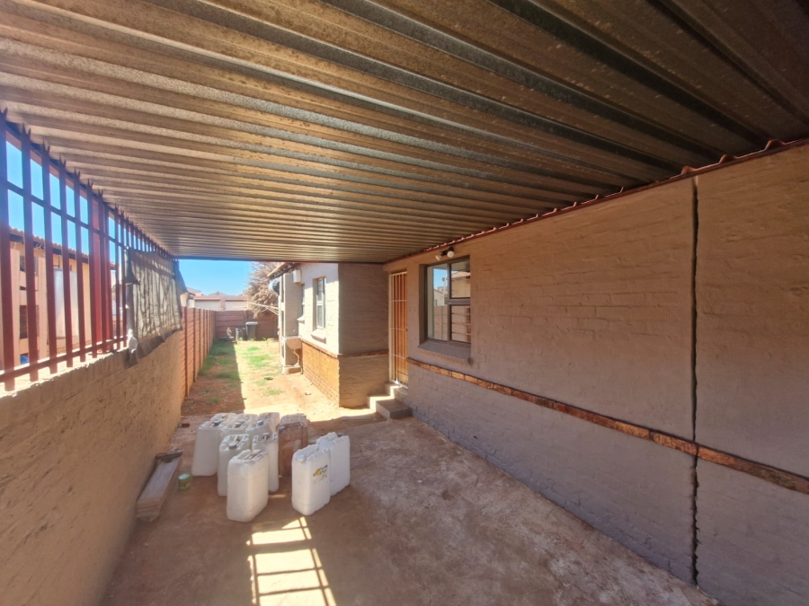 2 Bedroom Property for Sale in Kathu Northern Cape